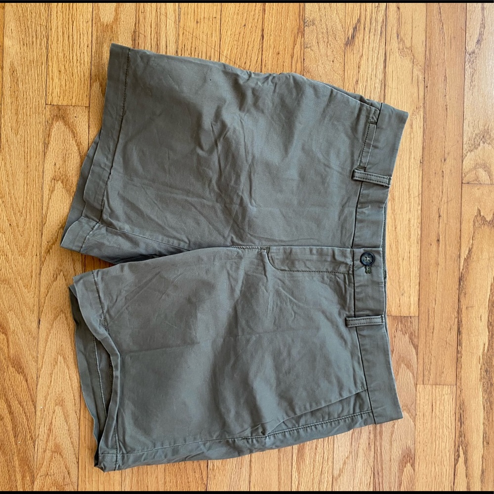 Banana Republic shorts size 8